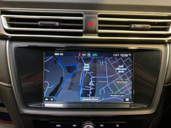 MG MG5 61.1kWh Excite Long Range Auto 5dr