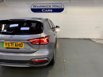 MG MG5 61.1kWh Excite Long Range Auto 5dr