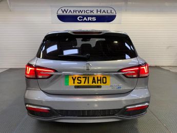 MG MG5 61.1kWh Excite Long Range Auto 5dr