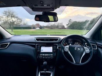 Nissan Qashqai 1.6 dCi N-Connecta XTRON 2WD Euro 6 (s/s) 5dr