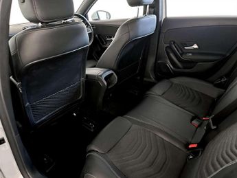 Mercedes-Benz A Class 2.0 A180d SE Hatchback 5dr Diesel Manual Euro 6 (s/s) (116 ps)