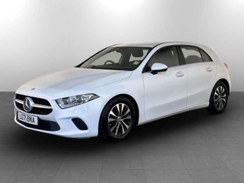 Mercedes-Benz A Class 2.0 A180d SE Hatchback 5dr Diesel Manual Euro 6 (s/s) (116 ps)