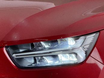 Volvo XC40 2.0 D4 R-Design Auto AWD Euro 6 (s/s) 5dr