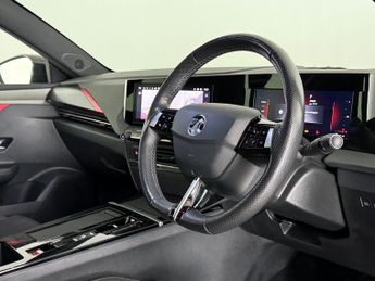 Vauxhall Astra 1.6 12.4kWh GS Line Auto Euro 6 (s/s) 5dr