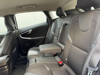 Volvo V40 1.6 D2 SE Euro 5 (s/s) 5dr