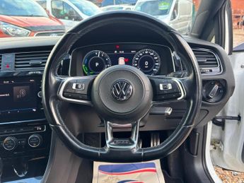 Volkswagen Golf 1.4 TSI 8.7kWh GTE DSG Euro 6 (s/s) 5dr