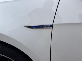 Volkswagen Golf 1.4 TSI 8.7kWh GTE DSG Euro 6 (s/s) 5dr