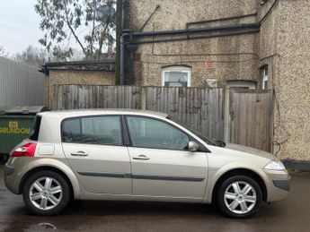 Renault Megane 1.6 VVT Dynamique Proactive 5dr