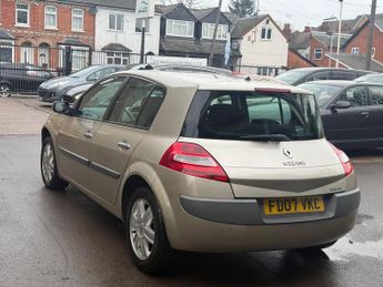 Renault Megane 1.6 VVT Dynamique Proactive 5dr