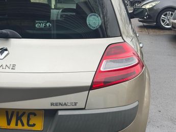 Renault Megane 1.6 VVT Dynamique Proactive 5dr