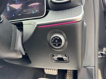 Mercedes-Benz C Class 2.0 C300dh MHEV AMG Line (Premium Plus) G-Tronic+ Euro 6 (s/s) 5