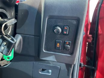 Nissan Qashqai+2 2.0 dCi n-tec+ Auto 4WD Euro 5 5dr