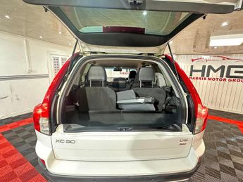 Volvo XC90 2.4 D5 SE Geartronic AWD 5dr