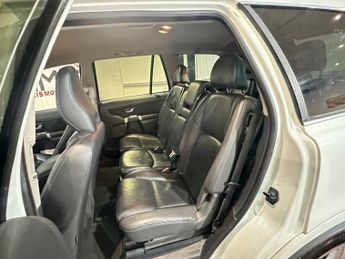 Volvo XC90 2.4 D5 SE Geartronic AWD 5dr