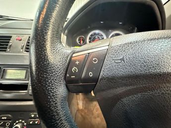 Volvo XC90 2.4 D5 SE Geartronic AWD 5dr