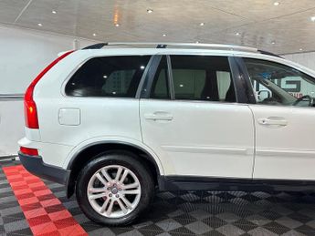 Volvo XC90 2.4 D5 SE Geartronic AWD 5dr