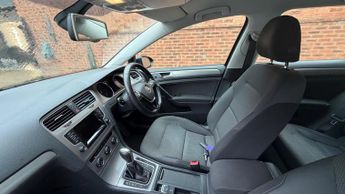 Volkswagen Golf 1.6 TDI BlueMotion Tech Match DSG Euro 5 (s/s) 5dr