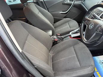 Vauxhall Astra 2.0 CDTi SRi Sports Tourer Auto Euro 5 5dr