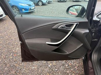 Vauxhall Astra 2.0 CDTi SRi Sports Tourer Auto Euro 5 5dr