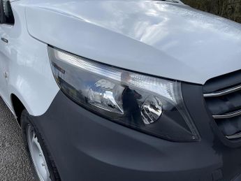 Mercedes-Benz eVito 114 e 41kWh Progressive Auto FWD L2 6dr (LWB)