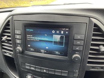 Mercedes-Benz eVito 114 e 41kWh Progressive Auto FWD L2 6dr (LWB)