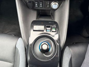Nissan Leaf 40kWh Tekna Auto 5dr