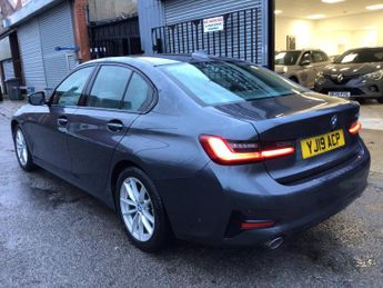 BMW 3 Series 2.0 318d SE Auto Euro 6 (s/s) 4dr