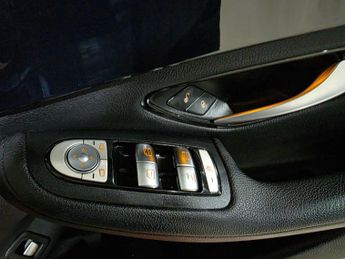 Mercedes-Benz GLC 2.0 GLC250 Urban Edition G-Tronic+ 4MATIC Euro 6 (s/s) 5dr