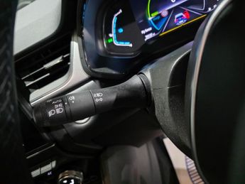 Renault Captur 1.6 E-TECH techno Auto Euro 6 (s/s) 5dr