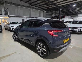 Renault Captur 1.6 E-TECH techno Auto Euro 6 (s/s) 5dr