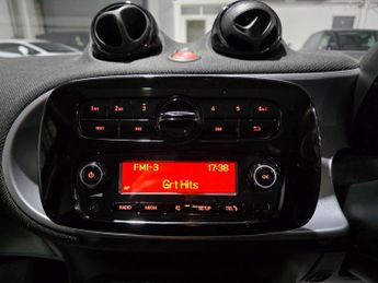 Smart forfour 17.6kWh Prime (Premium) Auto 5dr