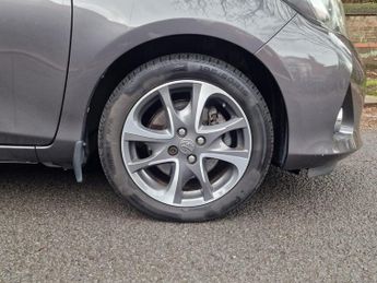Toyota Yaris 1.5 VVT-h Trend CVT Euro 5 5dr