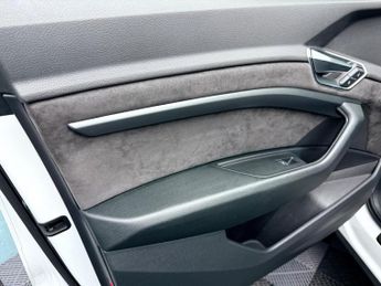 Audi e-tron 50 Sport Auto quattro 5dr 71.2kWh