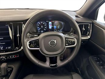 Volvo V60 2.0h T6 Recharge 11.6kWh R-Design Estate 5dr Petrol Plug-in Hybr