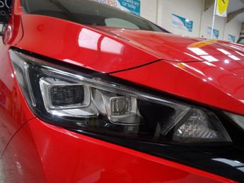 Nissan Leaf 40kWh Tekna Auto 5dr