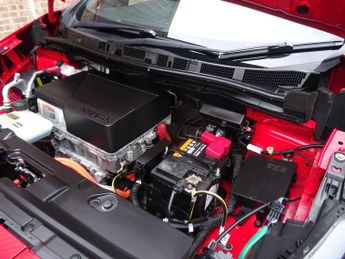 Nissan Leaf 40kWh Tekna Auto 5dr