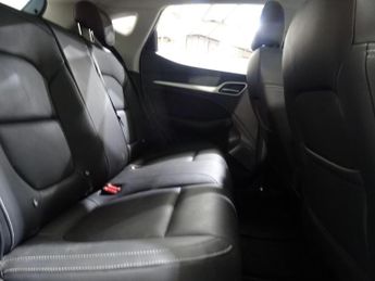 MG MG ZS 44.5kWh Exclusive Auto 5dr