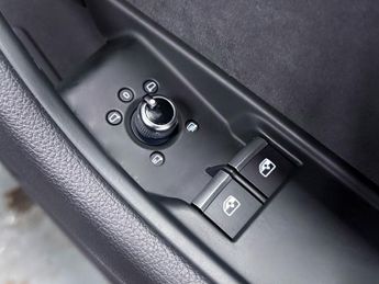 Audi A5 2.0 TDI 40 S line Coupe 2dr Diesel S Tronic quattro Euro 6 (s/s)