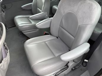 Chrysler Voyager 2.8 CRD LX Plus 5dr