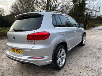Volkswagen Tiguan 2.0 TDI BlueMotion Tech R-Line DSG 4WD Euro 5 (s/s) 5dr (Nav)