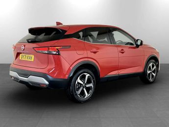 Nissan Qashqai 1.3 DIG-T MHEV N-Connecta SUV 5dr Petrol Hybrid Manual Euro 6 (s