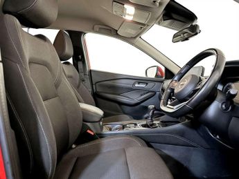 Nissan Qashqai 1.3 DIG-T MHEV N-Connecta SUV 5dr Petrol Hybrid Manual Euro 6 (s