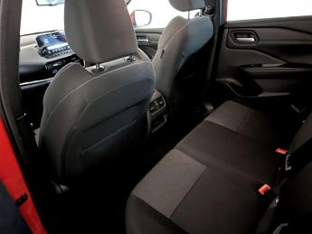 Nissan Qashqai 1.3 DIG-T MHEV N-Connecta SUV 5dr Petrol Hybrid Manual Euro 6 (s