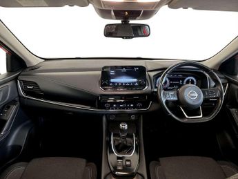 Nissan Qashqai 1.3 DIG-T MHEV N-Connecta SUV 5dr Petrol Hybrid Manual Euro 6 (s