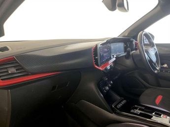 Vauxhall Mokka Electric 50kWh SRi Nav Premium SUV 5dr Electric Auto (136 ps)