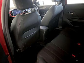 Vauxhall Mokka Electric 50kWh SRi Nav Premium SUV 5dr Electric Auto (136 ps)