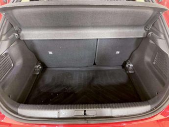 Vauxhall Mokka Electric 50kWh SRi Nav Premium SUV 5dr Electric Auto (136 ps)