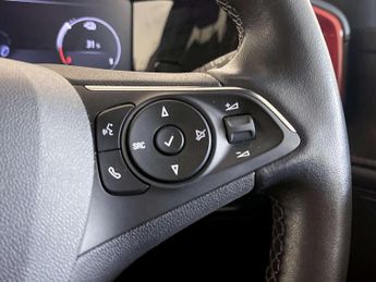 Vauxhall Mokka Electric 50kWh SRi Nav Premium SUV 5dr Electric Auto (136 ps)