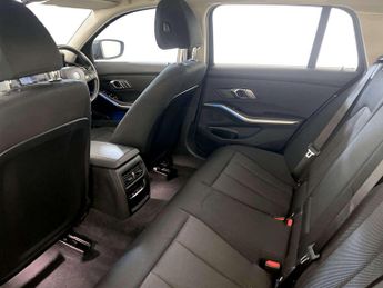 BMW 3 Series 2.0 330e 12kWh SE Pro Touring 5dr Petrol Plug-in Hybrid Auto Eur