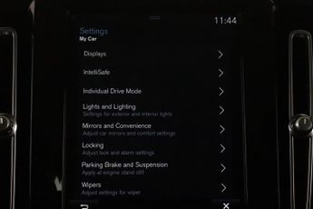 Volvo XC40 2.0 B4 MHEV Inscription Pro Auto Euro 6 (s/s) 5dr